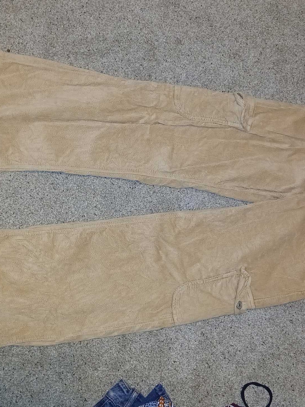 American Eagle Outfitters Women's Corduroy Pants in Tan